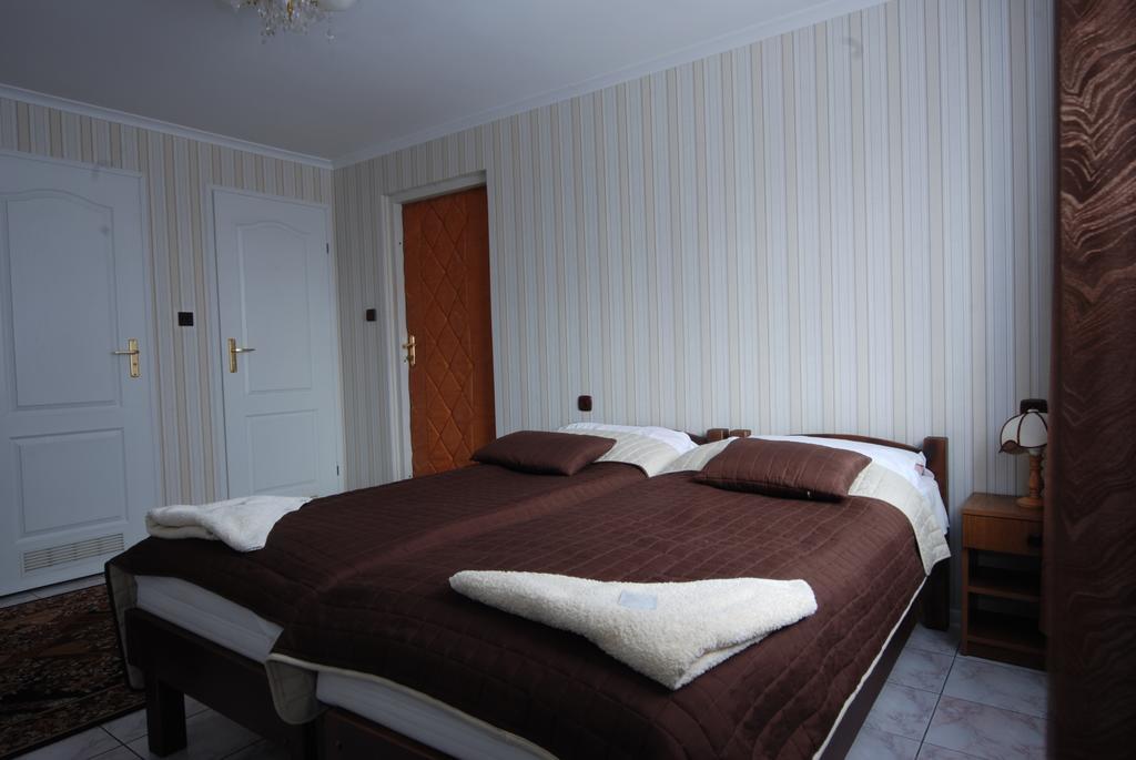 Hotel La-Musica Crickhowell Exterior foto