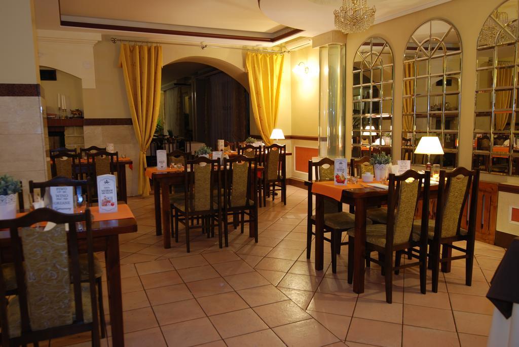 Hotel La-Musica Crickhowell Exterior foto
